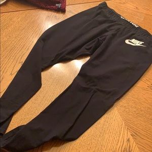 Black Nike Leggings